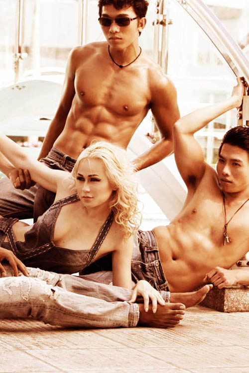 Mya - n&agrave;ng si&ecirc;u mẫu Nga gợi cảm